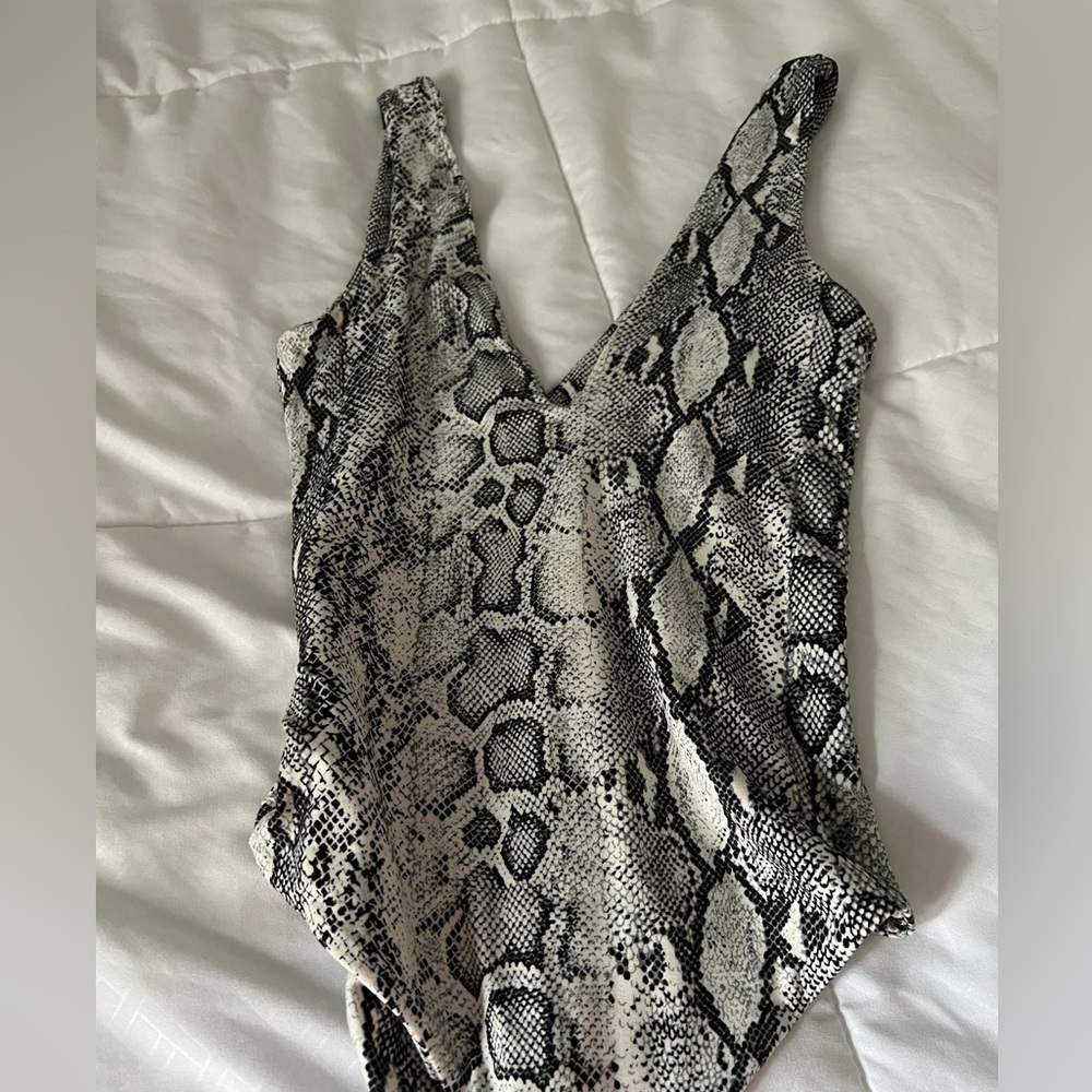 Snakeskin V neck bodysuit